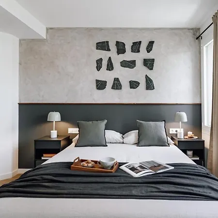 Campro - 3 Bedrooms W/ Balcony In Eixample Esquerra شقة
