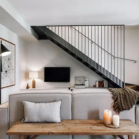 Campro - 3 Bedrooms W/ Balcony In Eixample Esquerra * Barcelona
